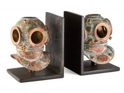 Diver Helmet Bookends